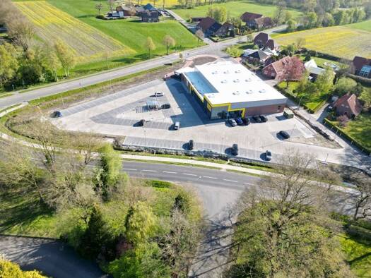 Laden zur Miete - Erstbezug 1.500 € 70 m² Verkaufsfläche Buxbarger Weg Filsum Filsum 26849