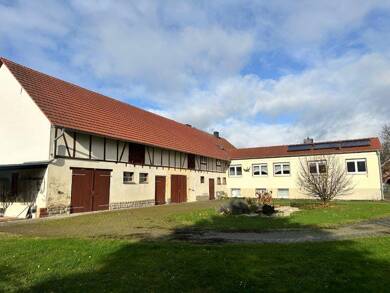 Einfamilienhaus zum Kauf 8 Zimmer 220 m² 2.951 m² Grundstück Altengottern 99991