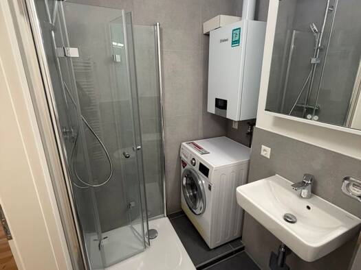 Wohnung zur Miete 750 € 1 Zimmer 28 m² Geschoss 2/3 frei ab 01.08.2026 Freiligrathstraße 21 Bad Cannstatt Stuttgart 70372