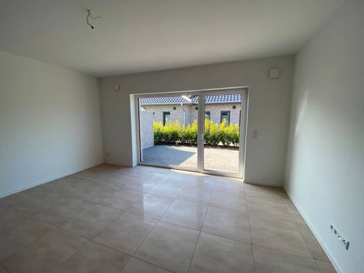 Doppelhaushälfte zur Miete 1.020 € 3 Zimmer 85 m² frei ab 01.07.2026 Ostrhauderfehn 26842