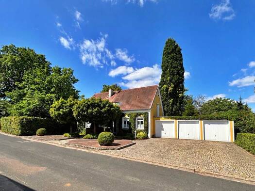Einfamilienhaus zum Kauf 469.000 € 10 Zimmer 241,7 m² 2.540 m² Grundstück Reisach Vilseck 92249