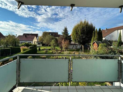Wohnung zum Kauf 221.800 € 3 Zimmer 70 m² Geschoss 1/3 Baltmannsweiler Baltmannsweiler 73666