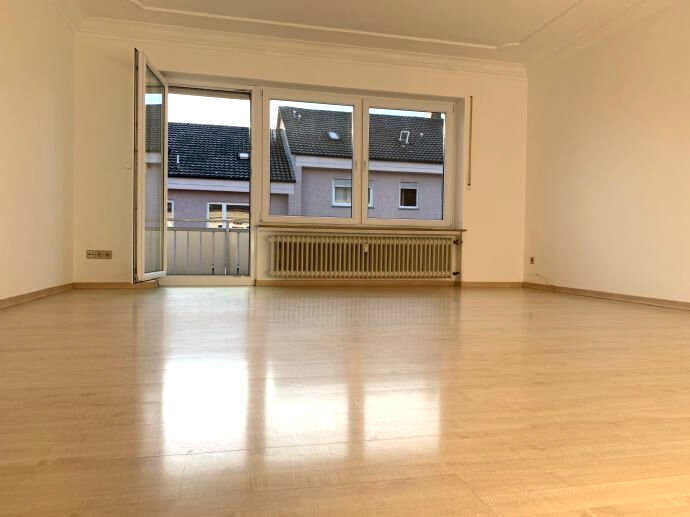 Wohnung zur Miete 840 € 3 Zimmer 84 m²<br/>Wohnfläche 2.<br/>Geschoss 01.04.2025<br/>Verfügbarkeit Industriestr.  16a Lengfeld Würzburg 97076