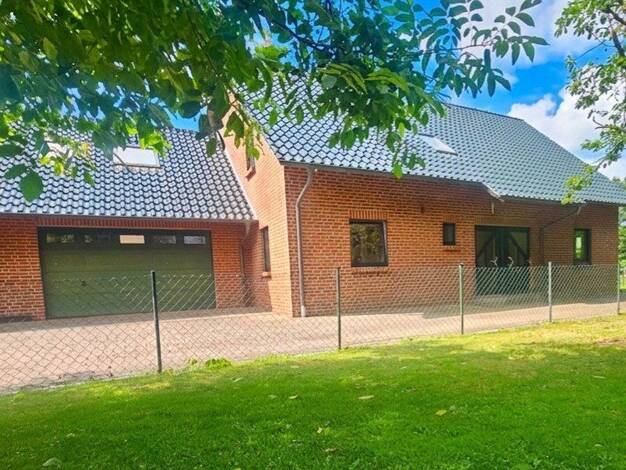 Mehrfamilienhaus zum Kauf provisionsfrei 445.000 € 8 Zimmer 280 m² 769 m² Grundstück Sülze Bergen 29303