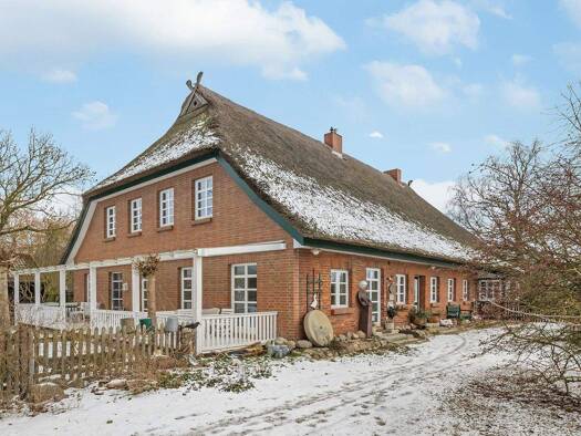 Einfamilienhaus zum Kauf 1.590.000 € 5 Zimmer 250 m² 143.530 m² Grundstück Tankenhagen Dassow 23942