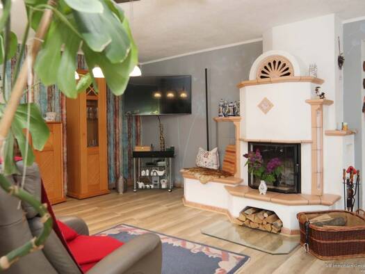 Einfamilienhaus zum Kauf 371.000 € 4 Zimmer 168,4 m² 774 m² Grundstück Bad Langensalza Bad Langensalza 99947