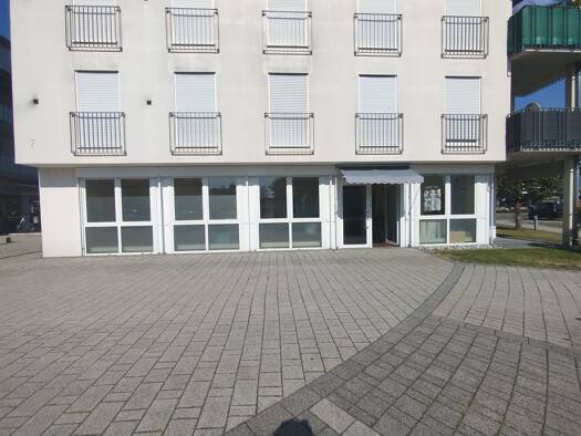 Praxisfläche zur Miete 1.288 € 6,5 Zimmer 103 m² Bürofläche Schlatt Eriskirch 88097