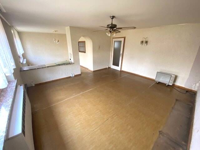 Immobilie in Eisenberg - ** Familienfreundlicher Bungalow mit Garten ** - Bild 3