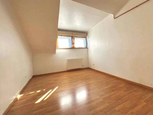 Wohnung zur Miete 550 € 2 Zimmer 47 m² Geschoss 2/2 frei ab sofort Burbach Saarbrücken 66115