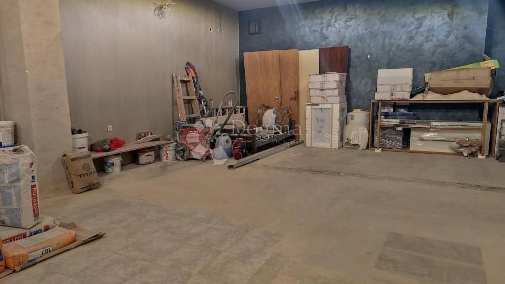 Ladenfläche zur Miete 850 € 1 Zimmer Vodice