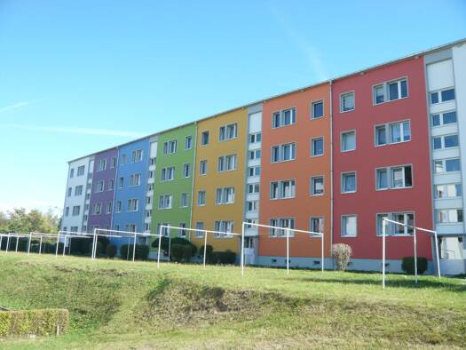 Wohnung zur Miete 302 € 2 Zimmer 40,2 m² EG frei ab sofort Dr.-Otto-Nuschke-Straße 32 Zeulenroda Zeulenroda-Triebes 07937