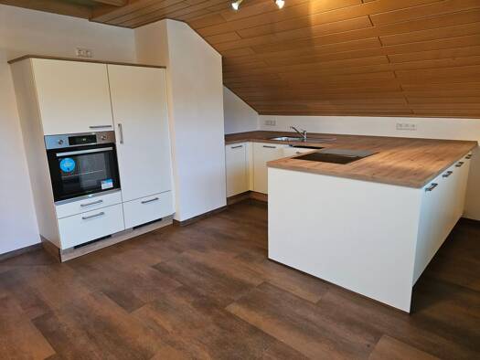 Wohnung zur Miete 920 € 3 Zimmer 91 m² Geschoss 1/3 frei ab 01.03.2026 Rückers Hünfeld 36088