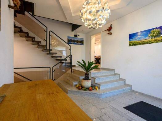 Mehrfamilienhaus zum Kauf 1.400.000 € 10 Zimmer 462 m² 669 m² Grundstück Ditzingen 71254