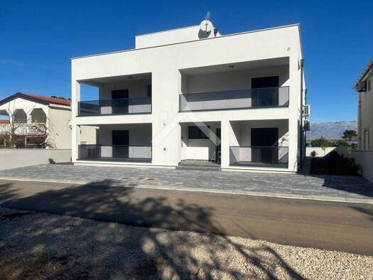 Wohnung zum Kauf 290.000 € 3 Zimmer 90 m² 1. Geschoss Vir