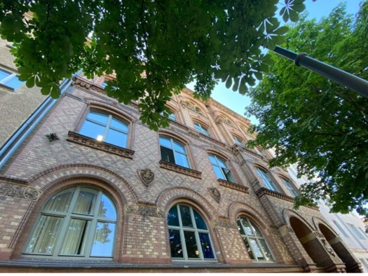 Büro zur Miete provisionsfrei 4.347 € 9 Zimmer 189 m² Bürofläche Kastanienallee 71 Prenzlauer Berg Berlin 10435