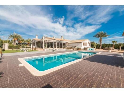 Chalet zum Kauf 720.000 € 5 Zimmer 262 m² 4.000 m² Grundstück Elx / Elche 03296