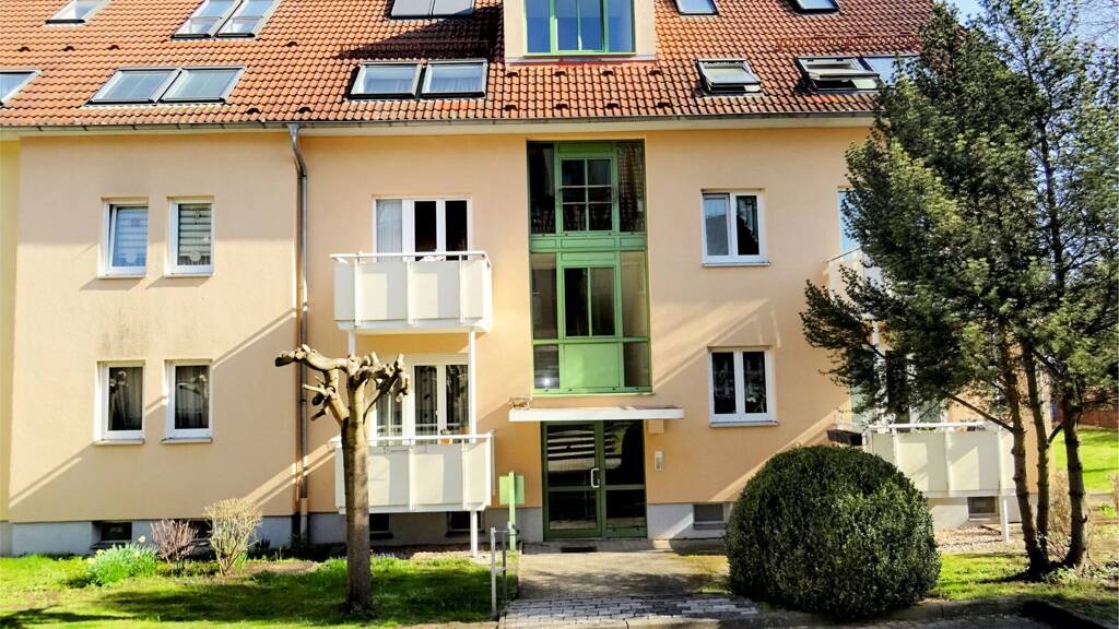 Wohnung zum Kauf 75.000 € 3 Zimmer 72 m² 1. Geschoss Leubnitz Werdau 08412