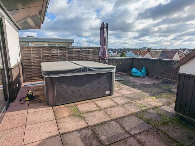 Penthouse zur Miete 1.100 € 2 Zimmer 80 m² 3. Geschoss frei ab 01.10.2026 Obertshausen Obertshausen 63179