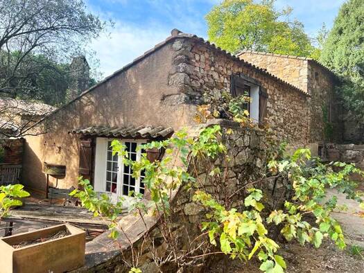 Einfamilienhaus zum Kauf provisionsfrei 750.000 € 3 Zimmer 104 m² 2.026 m² Grundstück La Garde-Freinet 83680