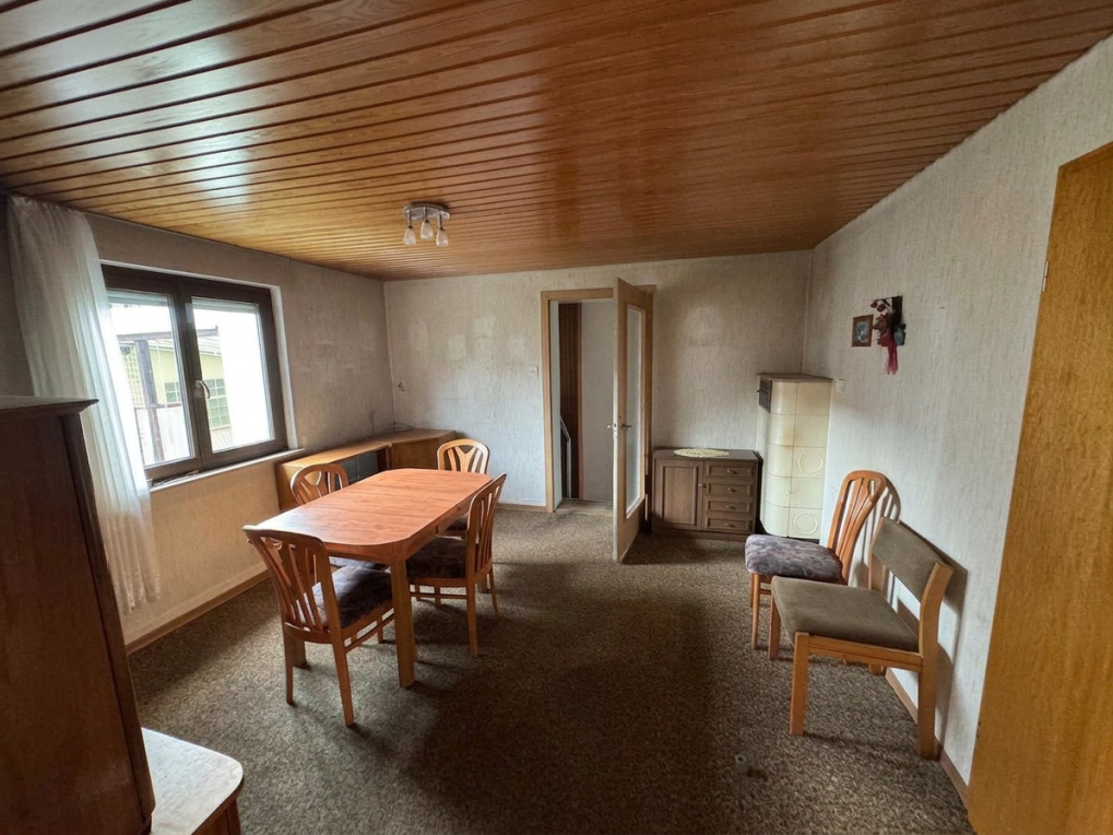 Immobilie in Süßen - "Doppelhaushälfte mit Anbau und Garten in Süßen - Sanierungsobjekt mit Potenzial" - Bild 4