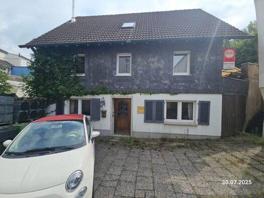 Haus zum Kauf provisionsfrei 110.000 € 9 Zimmer 200 m² 1.100 m² Grundstück frei ab sofort Hochstraße 6 Waldbröl 51545