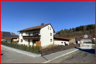 Mehrfamilienhaus zum Kauf 349.000 € 6 Zimmer 168,4 m² 601 m² Grundstück Regen Regen 94209