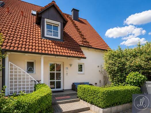 Doppelhaushälfte zum Kauf 683.200 € 5 Zimmer 140 m² 470 m² Grundstück frei ab 01.01.2027 Neutraubling 93073