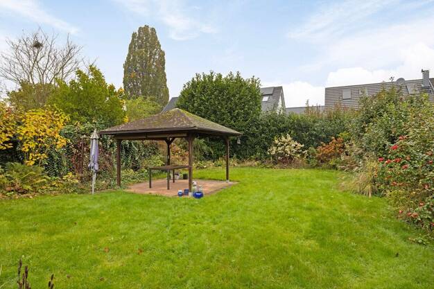 Mehrfamilienhaus zum Kauf 650.000 € 7 Zimmer 143 m² 577 m² Grundstück Efferen Hürth 50354