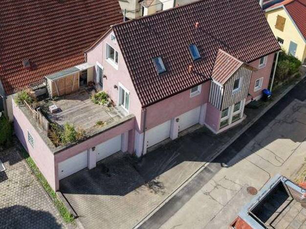 Einfamilienhaus zum Kauf provisionsfrei 299.000 € 8 Zimmer 188,3 m² 301 m² Grundstück frei ab 01.10.2026 Merklingen Merklingen 89188