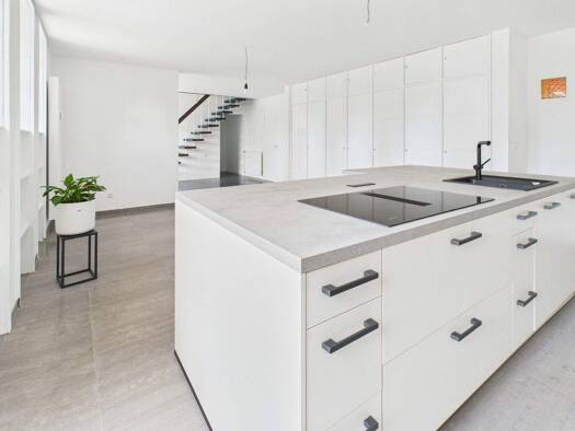 Maisonette zur Miete 1.700 € 4 Zimmer 170,7 m² Binsfelder Straße 66 Düren 52351