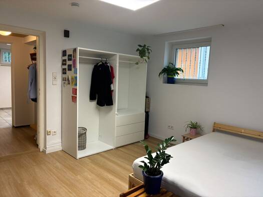 Wohnung zur Miete 400 € 1,5 Zimmer 32 m² 1. Geschoss Vaihingen Stuttgart 70563