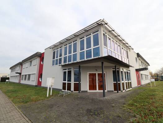 Bürofläche zur Miete 735 € 81,6 m² Bürofläche Werl Werl 59457
