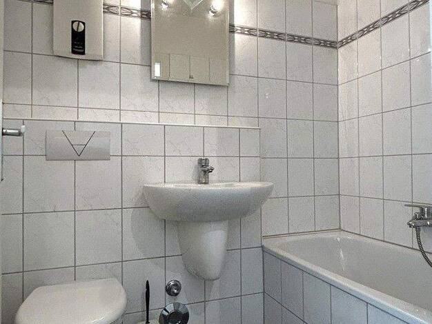 Wohnung zur Miete 415 € 2 Zimmer 46 m² 2. Geschoss Barmen Wuppertal 42289