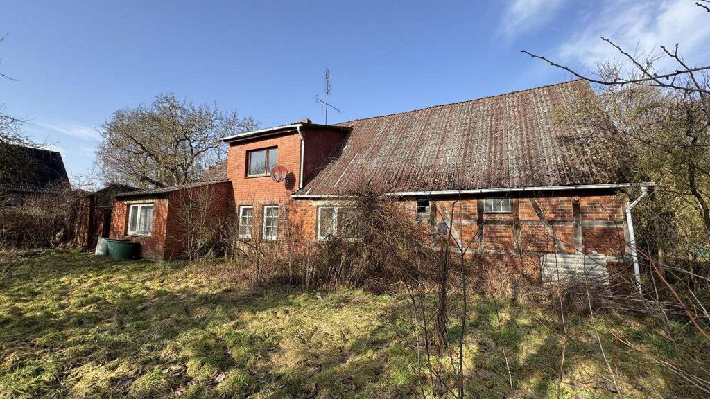 Einfamilienhaus zum Kauf 299.000 € 7 Zimmer 180 m² 11.680 m² Grundstück frei ab sofort Langendorf 29484