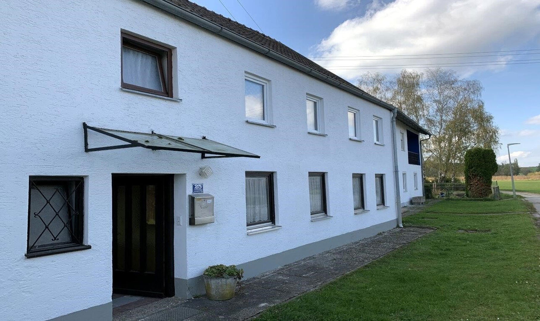 Reihenendhaus zum Kauf provisionsfrei 299.000 € 6 Zimmer 157 m²<br/>Wohnfläche 304 m²<br/>Grundstück Frontenhausen Dingolfing-Landau 84160