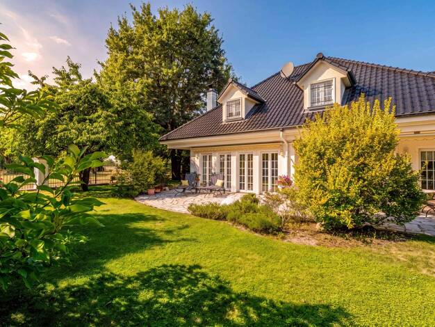 Villa zum Kauf 1.600.000 € 6 Zimmer 269 m² 1.648 m² Grundstück Großziethen Schönefeld 12529