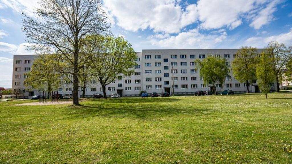 Wohnung zur Miete 248 € 2 Zimmer 42 m² 2. Geschoss Konstantin-Ziolkowski-Str. 44 Aschersleben 06449