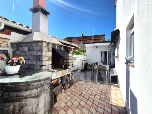 Wohnung zum Kauf 239.000 € 2 Zimmer 72 m² Geschoss EG/1 Ližnjan 52204