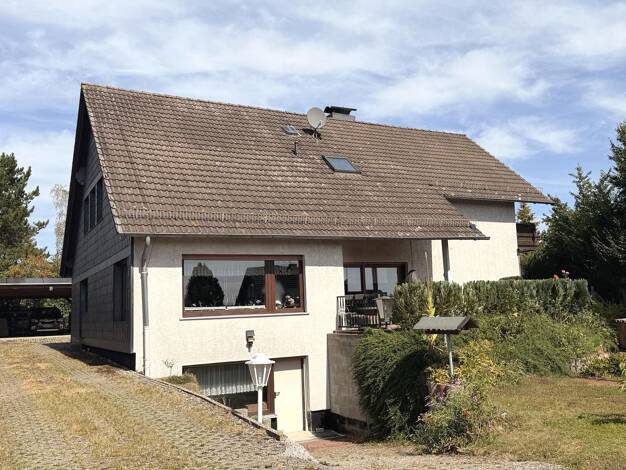 Einfamilienhaus zum Kauf 315.000 € 6 Zimmer 243,6 m² 985 m² Grundstück Ehrsten Calden 34379