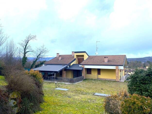 Mehrfamilienhaus zum Kauf 690.000 € 5 Zimmer 255 m² frei ab sofort VIA BEATI Castelletto Ticino 28053