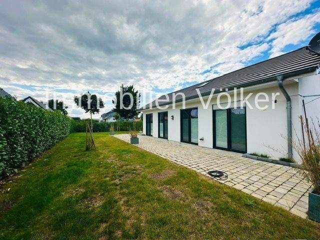 Immobilie in Lembruch - Exklusives Wochenendhaus am Dümmer See - Bild 1