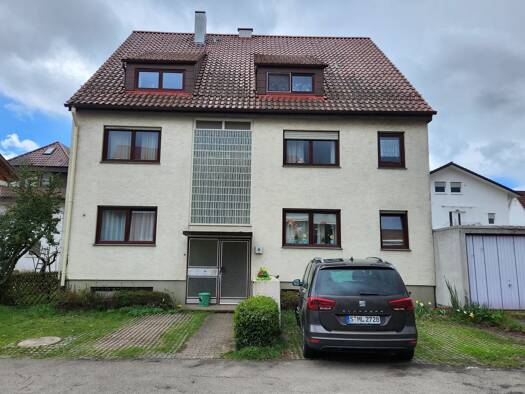 Studio zur Miete 745 € 1,5 Zimmer 38 m² Geschoss 1/2 frei ab 01.05.2026 Stammheim Stuttgart 70439