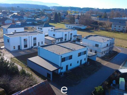 Doppelhaushälfte zum Kauf - Erstbezug 497.000 € 4,5 Zimmer 127,6 m² 348 m² Grundstück Laakirchen 4662