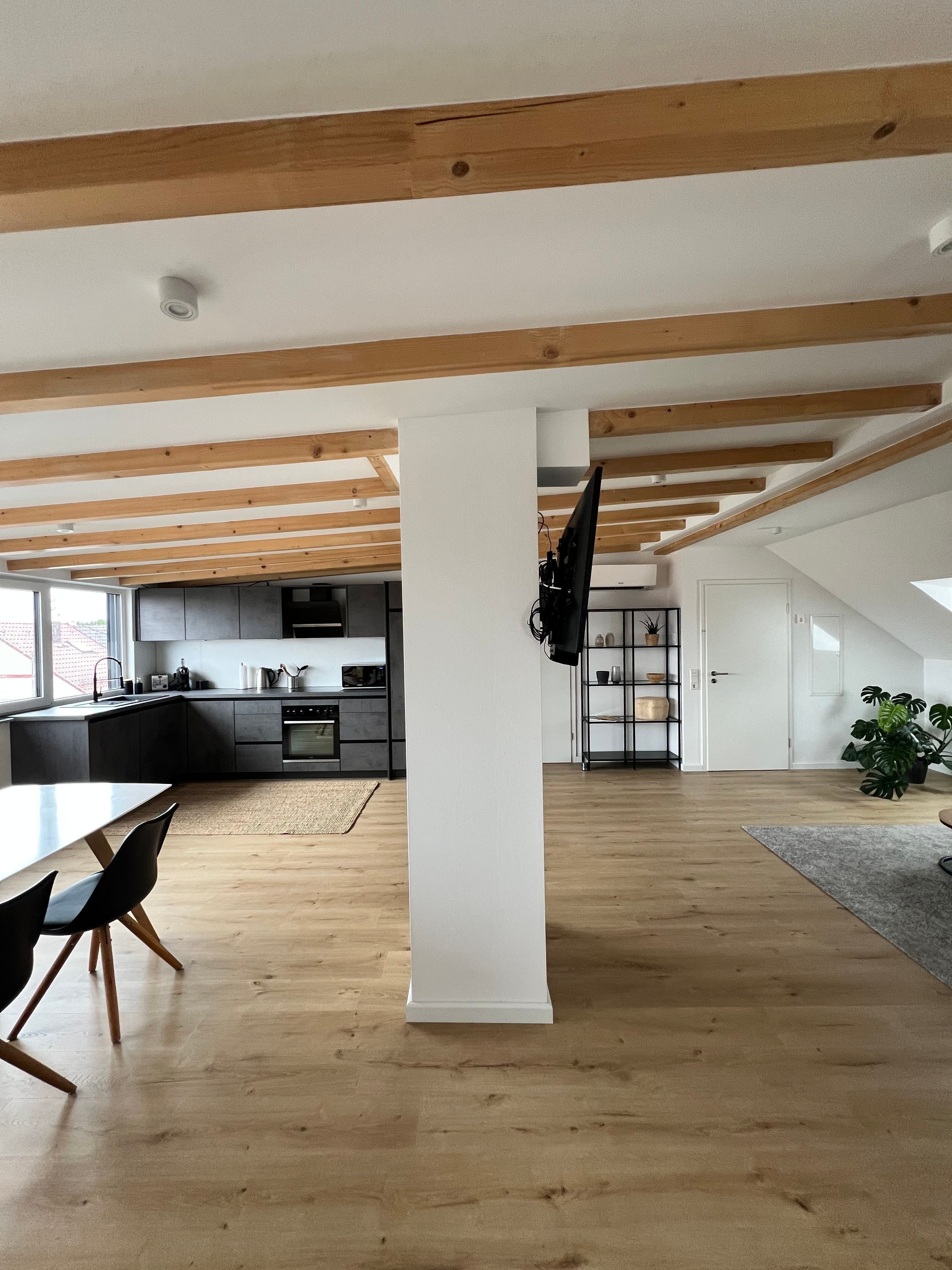 Studio zur Miete 1.350 € 2 Zimmer 70 m²<br/>Wohnfläche 2.<br/>Geschoss ab sofort<br/>Verfügbarkeit Bernhausen Filderstadt 70794