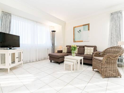 Penthouse zum Kauf 350.000 € 1 Zimmer 35 m² 4. Geschoss Viktoriastraße Westerland Sylt 25980