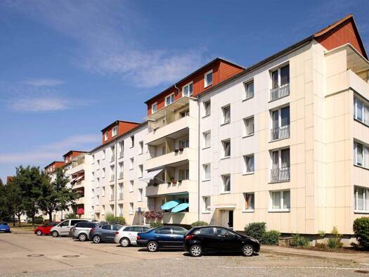 Wohnung zur Miete 432 € 3 Zimmer 63,4 m² A.-Saefkow-Str. 5 Südstadt Neubrandenburg 17033