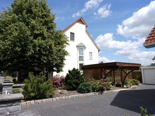 Wohnung zum Kauf 124.900 € 4 Zimmer 92,8 m² 2. Geschoss Barleben Barleben / Ebendorf 39179