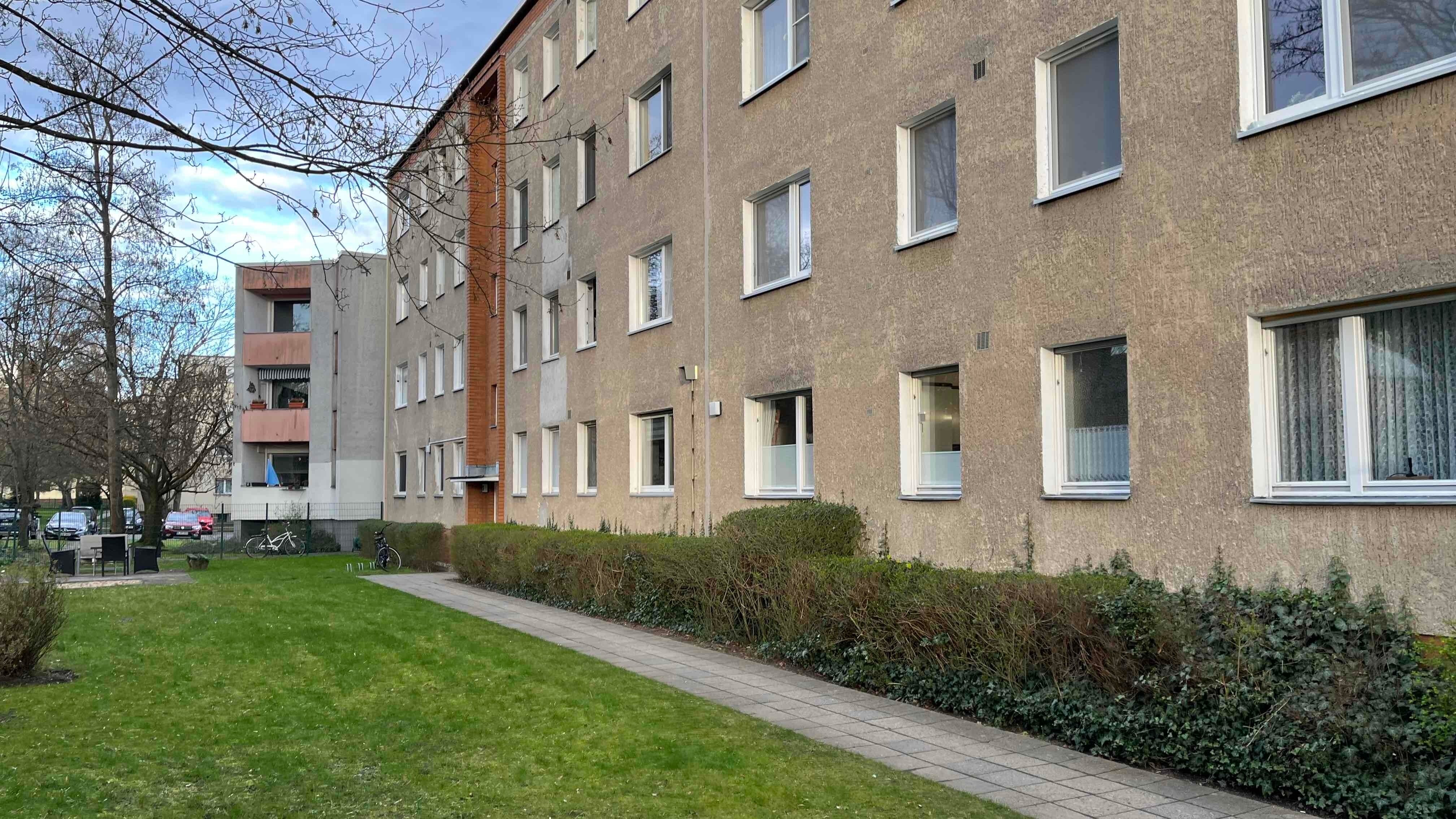 Wohnung zum Kauf 185.000 € 2,5 Zimmer 67,4 m²<br/>Wohnfläche 1.<br/>Geschoss Rudow Berlin 12355