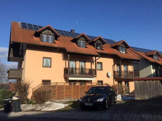 Wohnung zur Miete 470 € 3 Zimmer 66 m² Böhmstr. 2b Schöfweg 94572