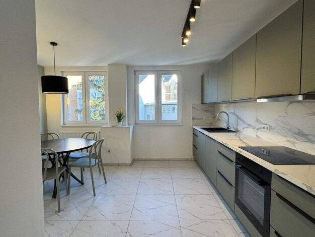 Wohnung zur Miete 2.450 € 6 Zimmer 138 m² 4. Geschoss frei ab sofort Willy-Brandt-Straße 28 Mitte Stuttgart 70173